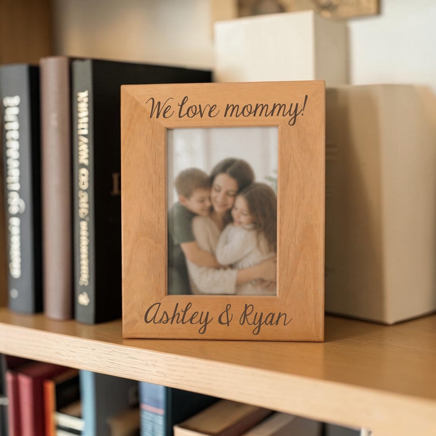 Personalized Mother’s Day Frame, Engraved Alder Wood Picture Frame, I Love Mommy Frame, Custom Kids Names Photo Frame, 4x6 Wooden Mom Gift